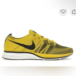 Nike flyknit trainers Yellow and Black Athletic Shoes